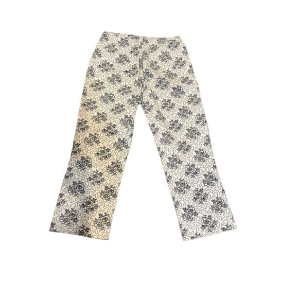 Ann Taylor Loft Cropped Pants Creamy White with Black Floral Size 8P - Picture 8 of 9
